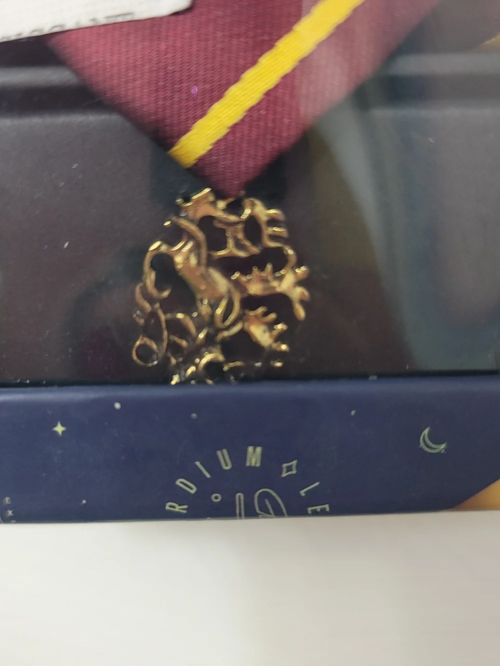 NWOT. Harry Potter Gryffindor Necktie & Pin Set - Maroon & Gold. Unopened